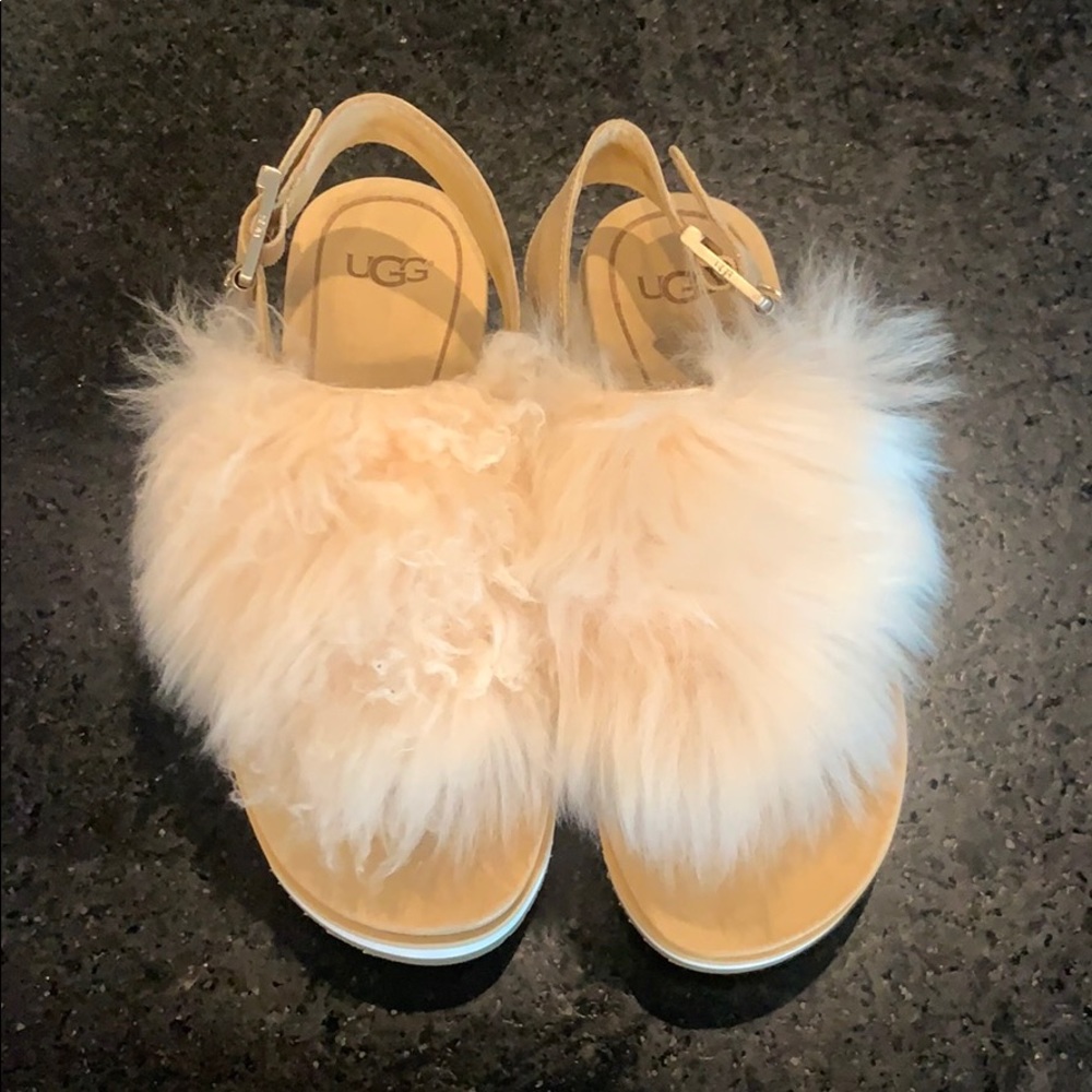 Ugg Sandles size 5